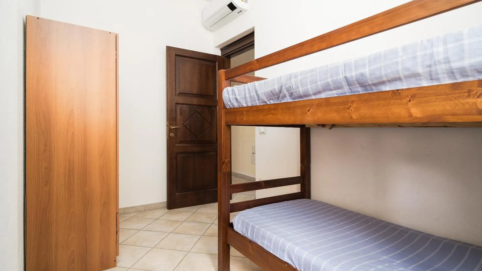 بيت للعطل Villetta Comfort Vicino Al Mare أروسييْ